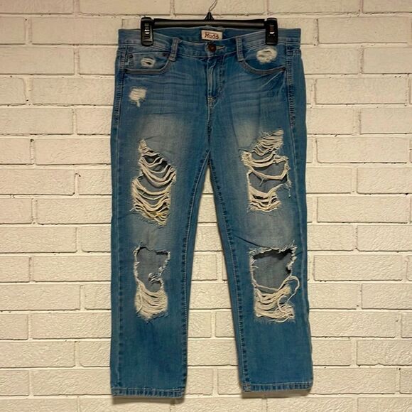 Y2K- Mudd- Destroyed Mid-Rise Light Wash Capri Jeans- Size 5 (Juniors) - Picture 1 of 10